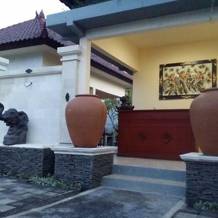 Palm Bamboo Hotel Нуса-Дуа Екстер'єр фото