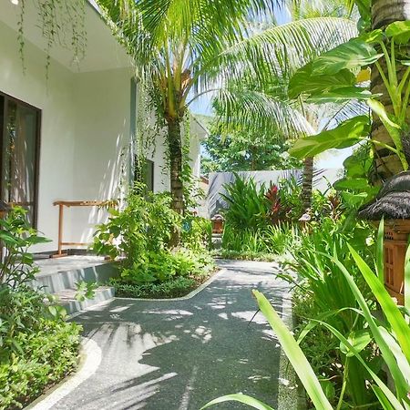 Palm Bamboo Hotel Нуса-Дуа Екстер'єр фото