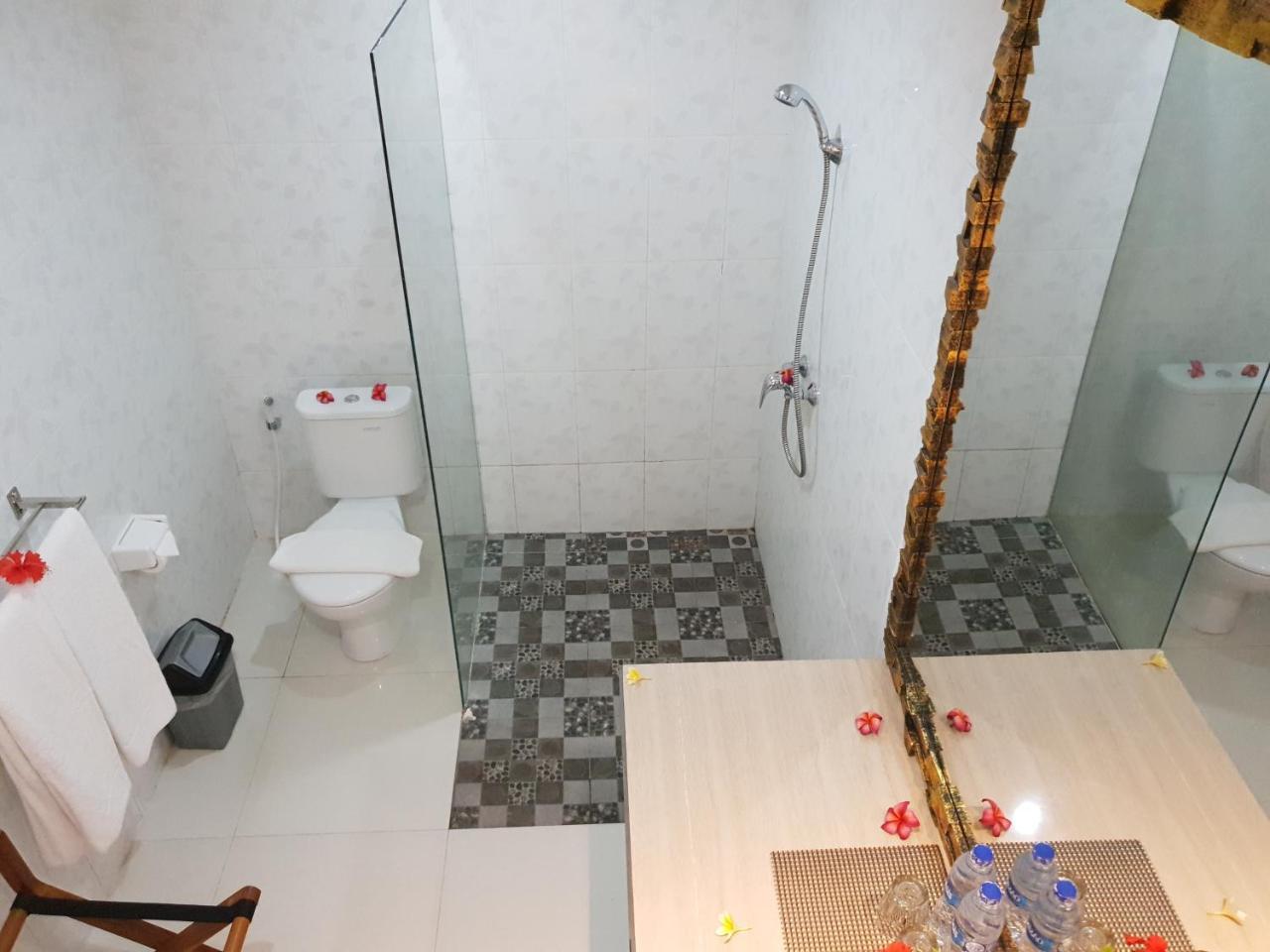 Palm Bamboo Hotel Нуса-Дуа Екстер'єр фото