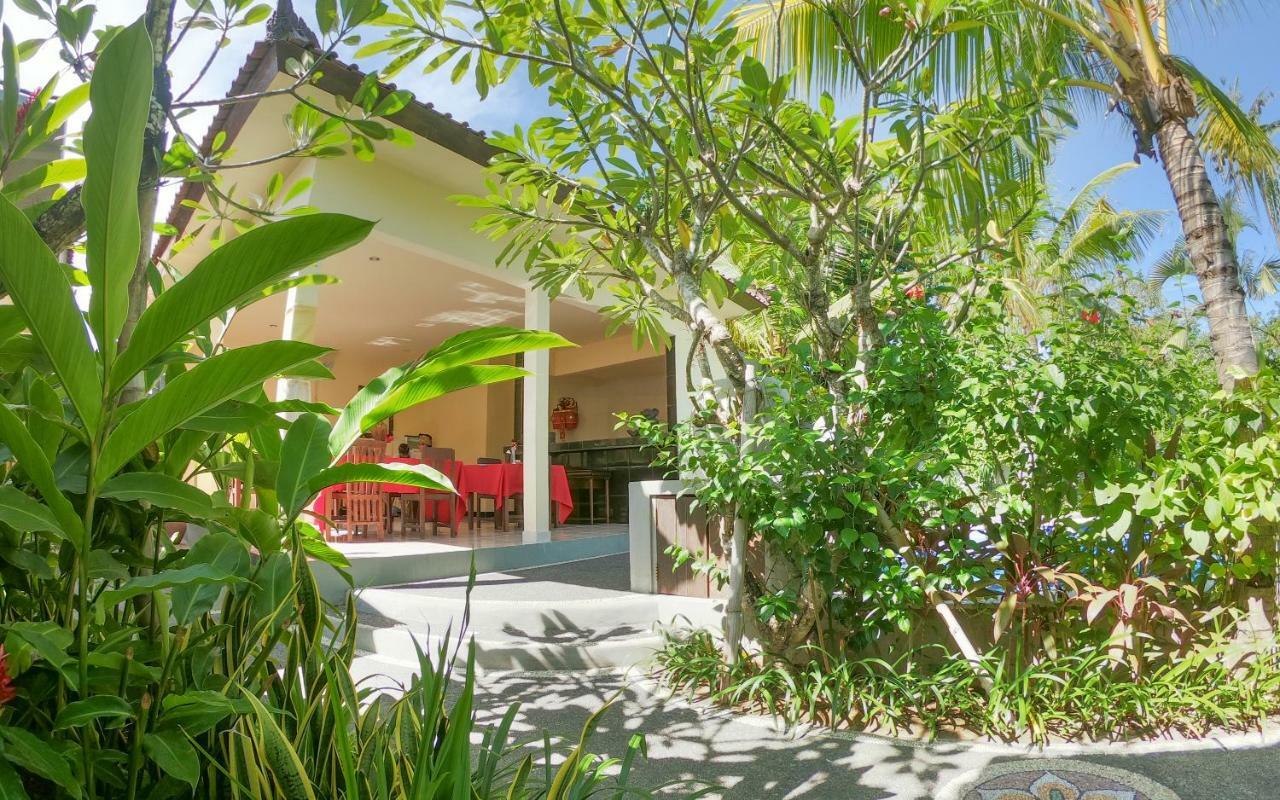 Palm Bamboo Hotel Нуса-Дуа Екстер'єр фото
