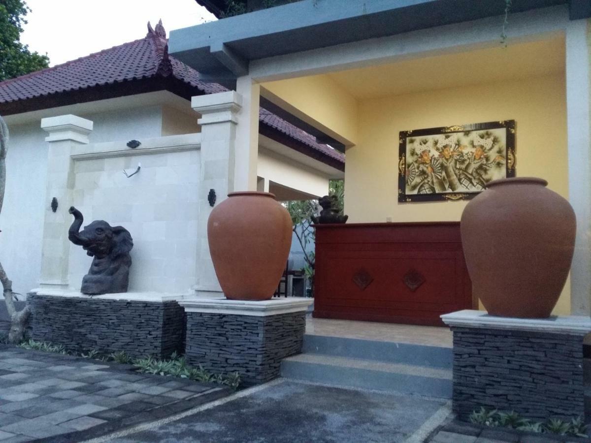 Palm Bamboo Hotel Нуса-Дуа Екстер'єр фото